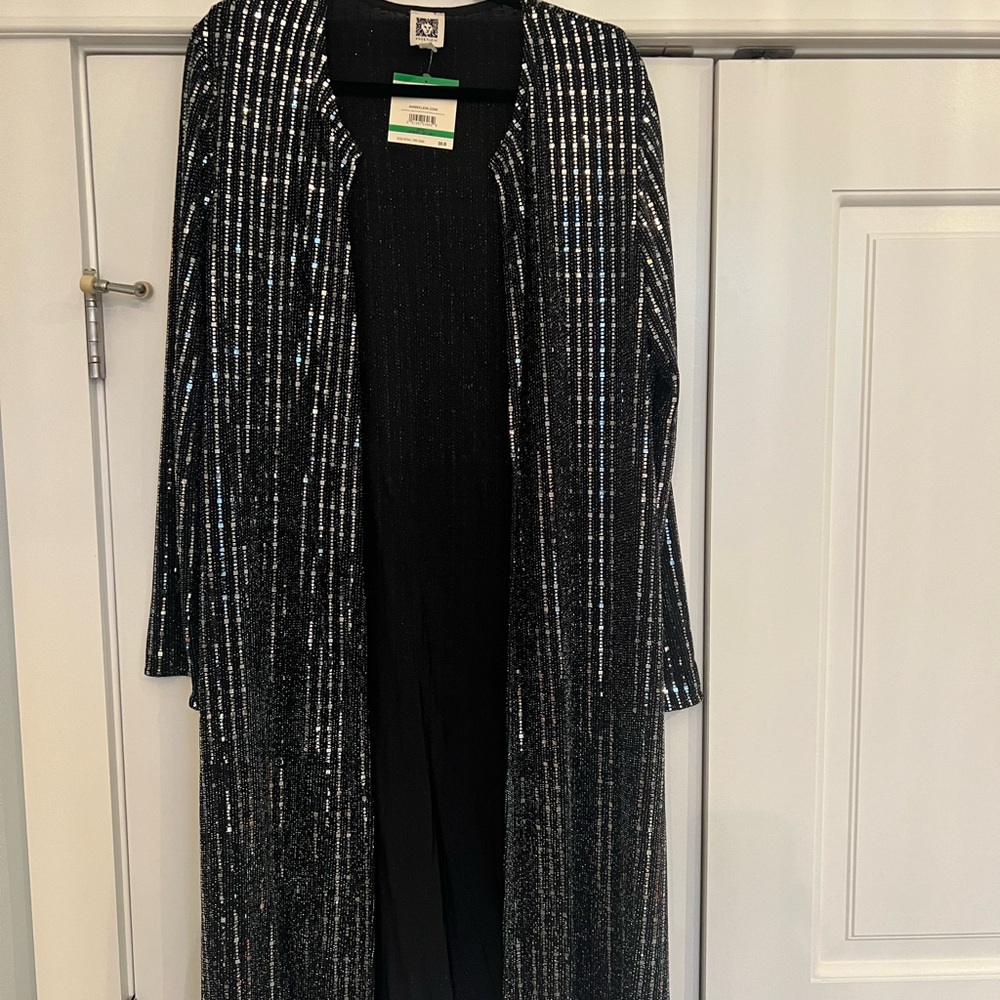 Anne Klein Black and Silver Blazer with Long Sleeves and Sheen